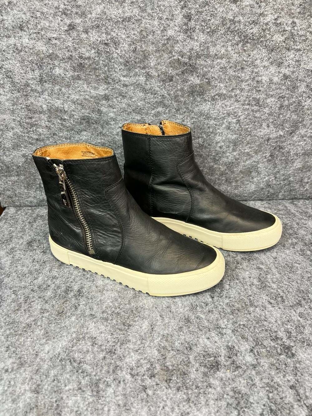Frye Gia Lug Zip Black Leather Ankle Bootie Sneakers Size 7M